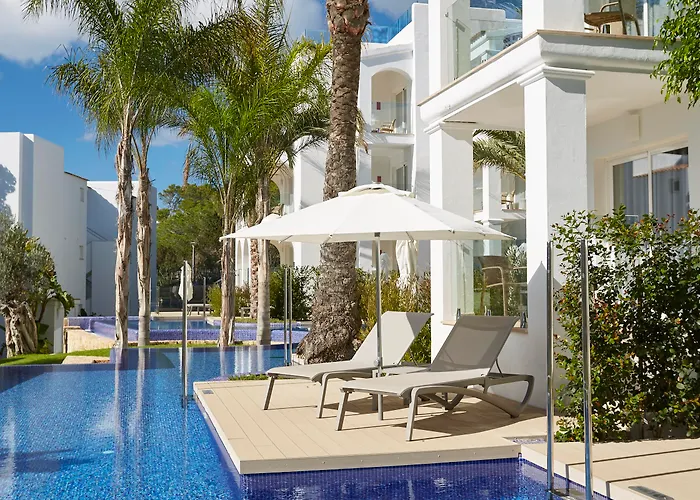 Pool Side King Suite Adults only